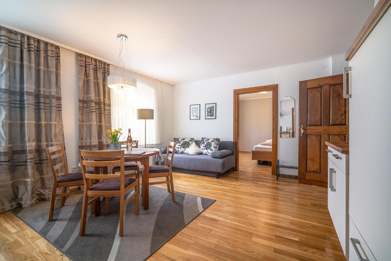 Hotel- Weingut- Moselloreley พิสพอร์ต ภายนอก รูปภาพ